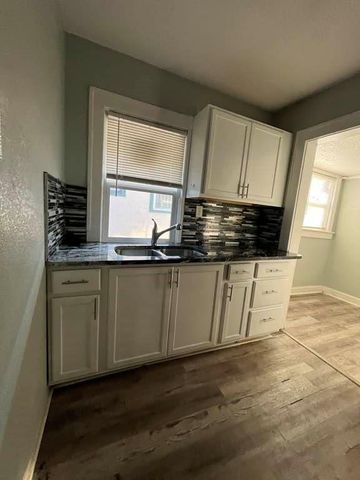 3936 Wabash Avenue, Kansas City, MO 64130