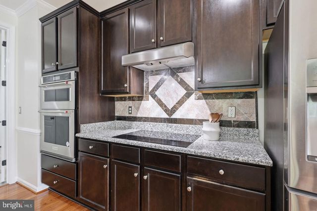 320 TIMBER MILL LN, Fredericksburg, VA 22406