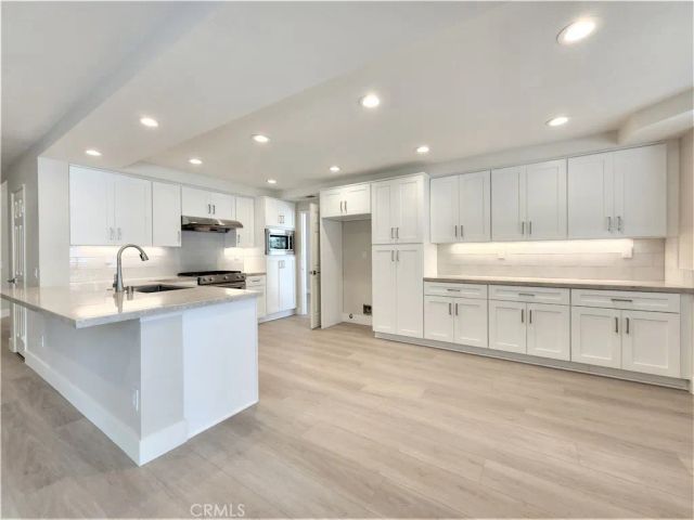 14 Andalucia, Irvine, CA 92614