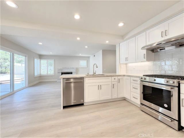 14 Andalucia, Irvine, CA 92614