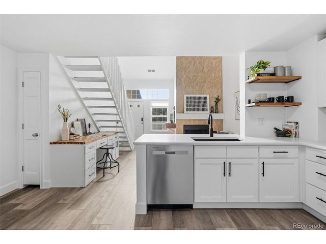 3030 W Prentice Ave D, Littleton, CO 80123