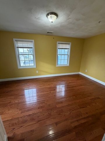 131 N Common St A, Lynn, MA 01902