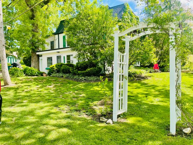 24311 N Bonnie Lane, Lake Zurich, IL 60047