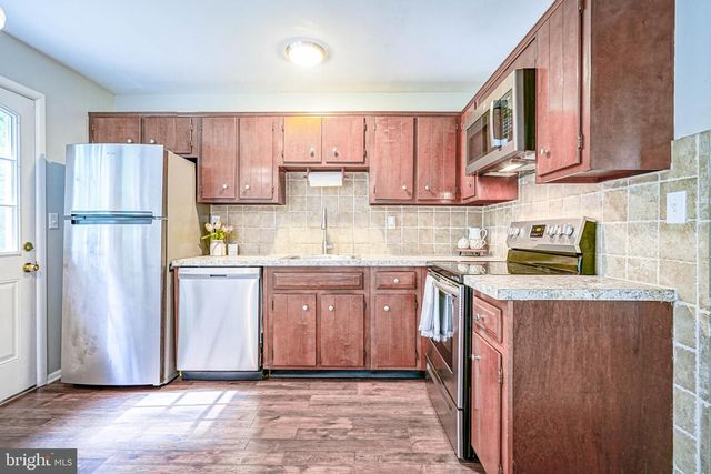 22 KINGSTON WAY, Southampton, NJ 08088