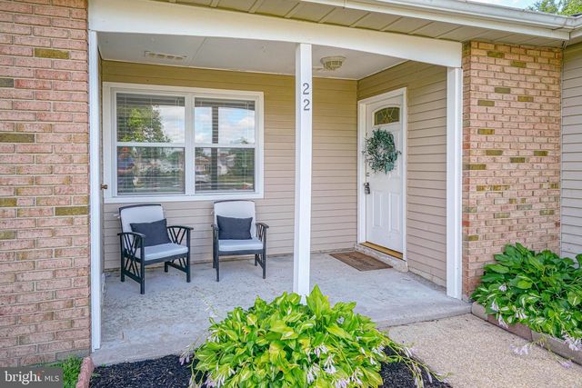 22 KINGSTON WAY, Southampton, NJ 08088