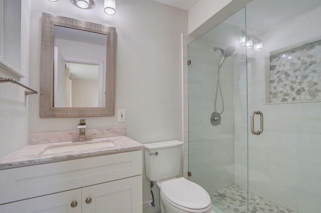 8574 SE Seagrape Way, Hobe Sound, FL 33455