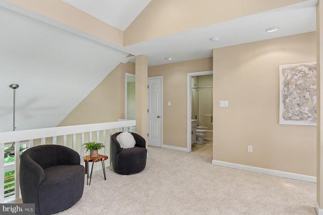72 DEER FORD DR, Lancaster, PA 17601