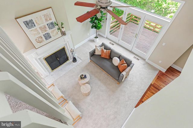 72 DEER FORD DR, Lancaster, PA 17601