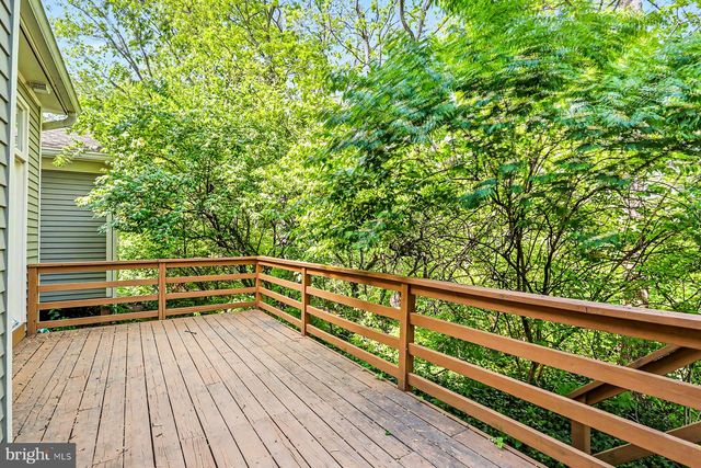 72 DEER FORD DR, Lancaster, PA 17601