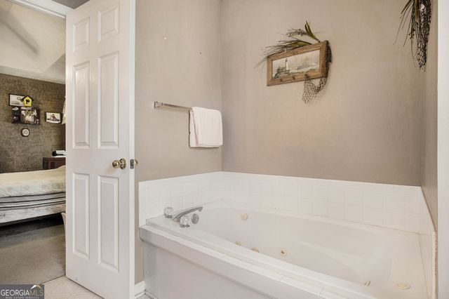 421 Arrowhatchee Drive, Winder, GA 30680