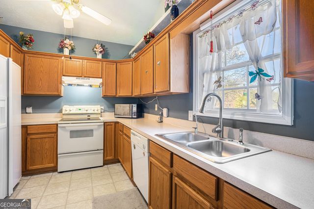 421 Arrowhatchee Drive, Winder, GA 30680