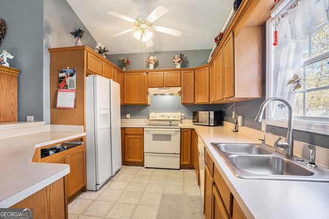 421 Arrowhatchee Drive, Winder, GA 30680