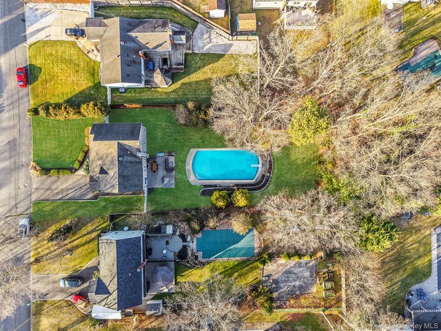 39 13th Avenue, Ronkonkoma, NY 11779