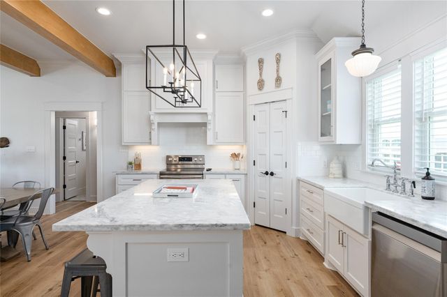 1326 Sunrise, Crystal Beach, TX 77650