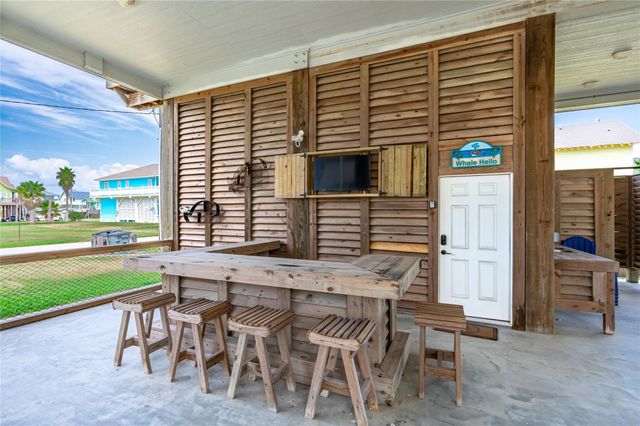 1326 Sunrise, Crystal Beach, TX 77650