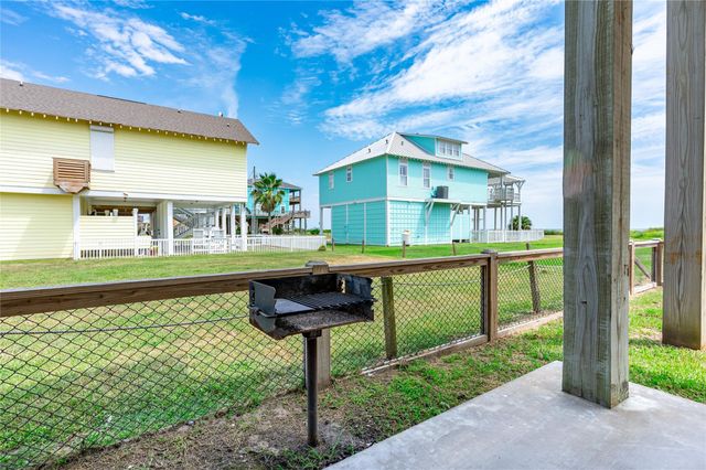 1326 Sunrise, Crystal Beach, TX 77650