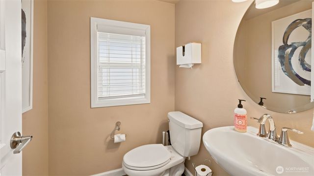 25638 204th Place SE, Covington, WA 98042