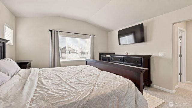 25638 204th Place SE, Covington, WA 98042