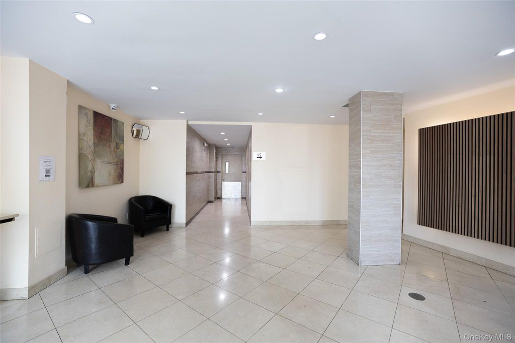 99-40 63rd Road 9Z, Rego Park, NY 11374 — photo 2