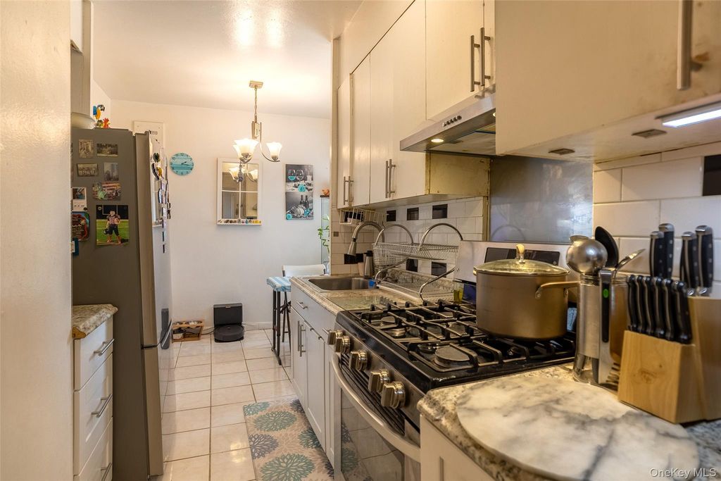 99-40 63rd Road 9Z, Rego Park, NY 11374 — photo 5