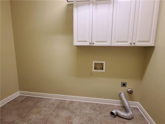 5989 STONEGATE Drive, Alexandria, LA 71303