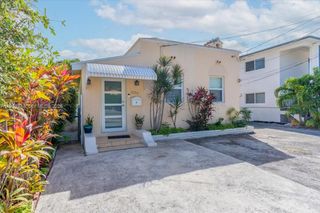 3554 SW 26th St, Miami, FL 33133