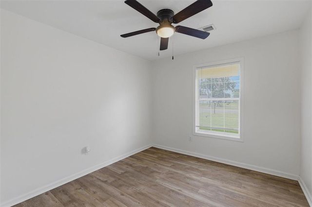 606 W 2nd Street, Iowa, LA 70647