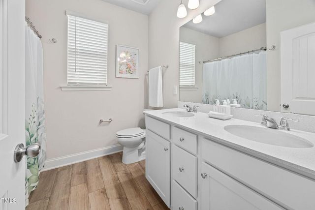 65 Hartford Lane, Fuquay Varina, NC 27526