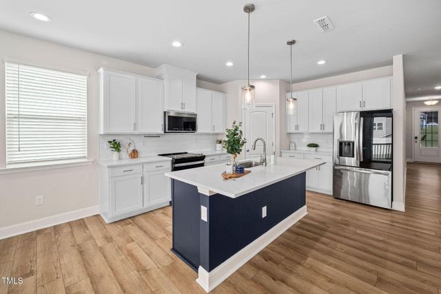 65 Hartford Lane, Fuquay Varina, NC 27526