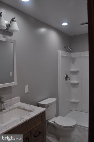 310 E CENTER ST, Millersburg, PA 17061