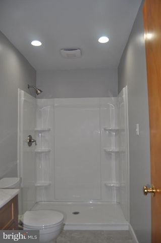 310 E CENTER ST, Millersburg, PA 17061