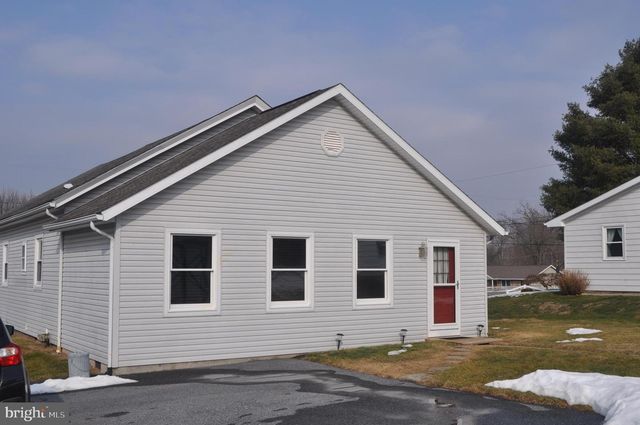 310 E CENTER ST, Millersburg, PA 17061