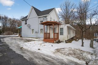 155 Huckleberry Turnpike, Wallkill, NY 12589