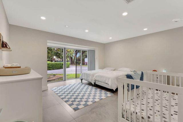 3019 N 57th Drive, Hollywood, FL 33021