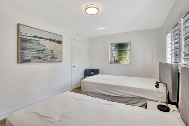 3019 N 57th Drive, Hollywood, FL 33021