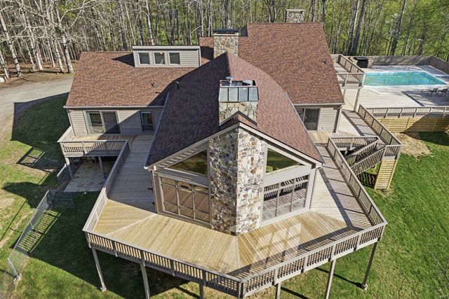 853 Caler Road, Brasstown, NC 28902