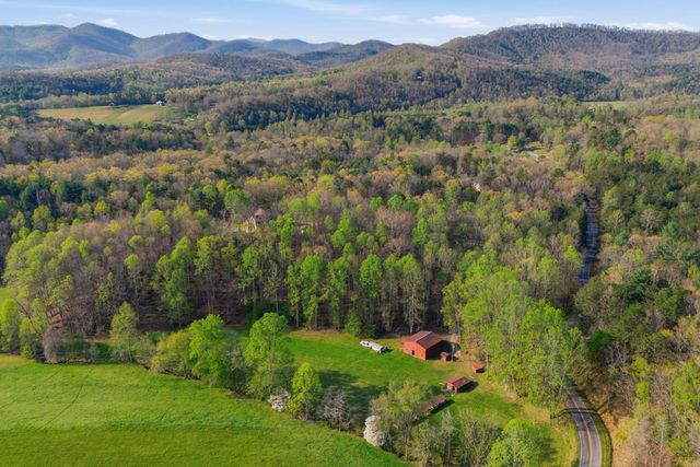 853 Caler Road, Brasstown, NC 28902