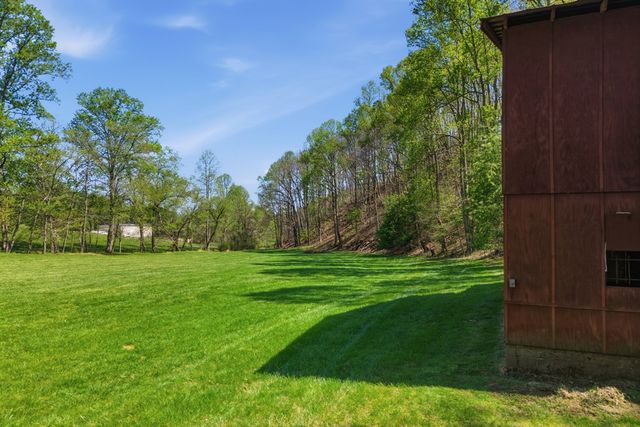 853 Caler Road, Brasstown, NC 28902