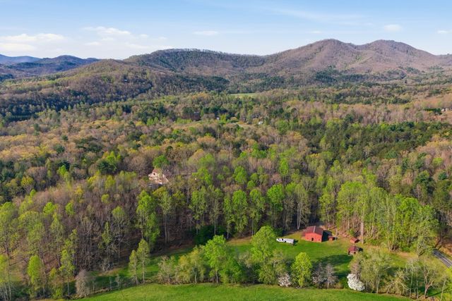 853 Caler Road, Brasstown, NC 28902