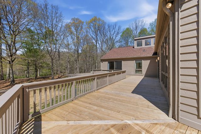 853 Caler Road, Brasstown, NC 28902