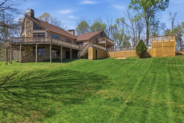 853 Caler Road, Brasstown, NC 28902
