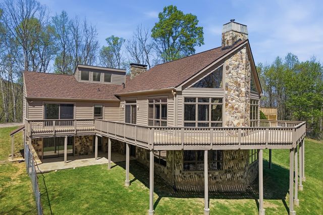 853 Caler Road, Brasstown, NC 28902