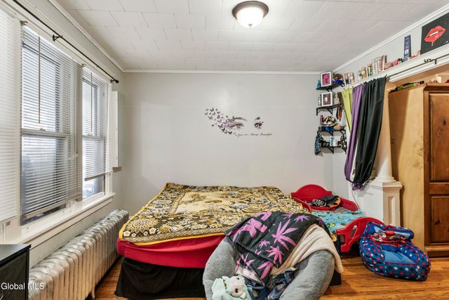 331 7th Avenue, Troy, NY 12182