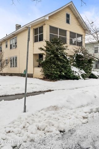 331 7th Avenue, Troy, NY 12182
