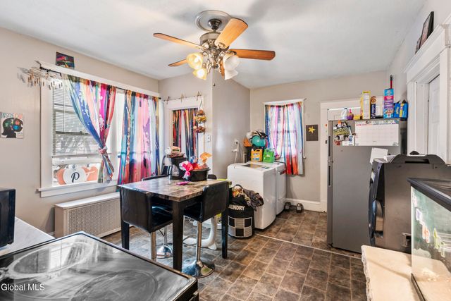 331 7th Avenue, Troy, NY 12182