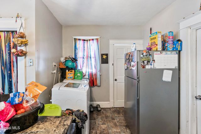 331 7th Avenue, Troy, NY 12182