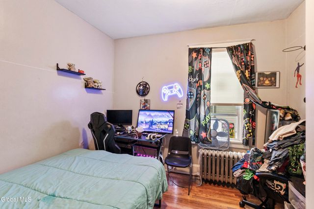 331 7th Avenue, Troy, NY 12182