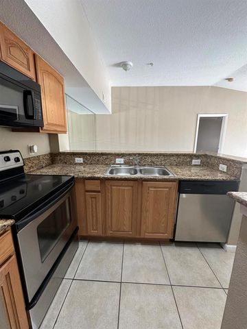 281 SW Palm Drive 201, Port St. Lucie, FL 34986