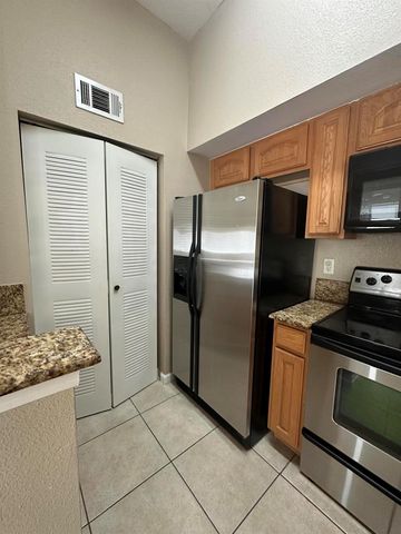 281 SW Palm Drive 201, Port St. Lucie, FL 34986
