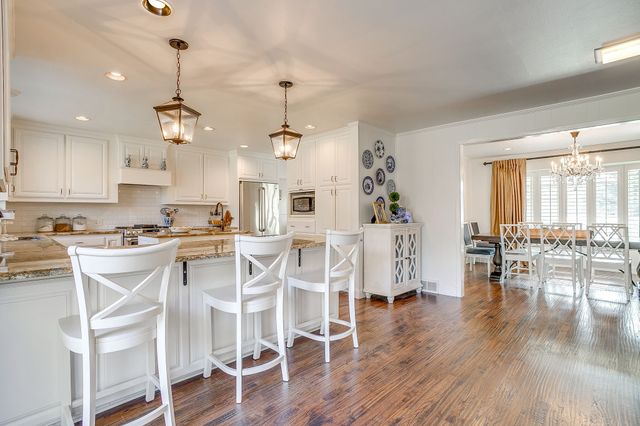 3772 Arroyo Road, Fort Worth, TX 76109